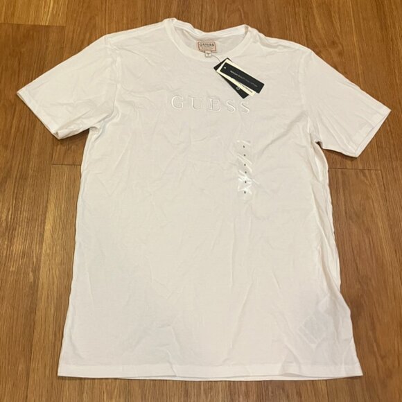 Guess Men's White Short Sleeve CrewneckEmbroidered Logo T-Shirt Size S - Picture 3 of 6